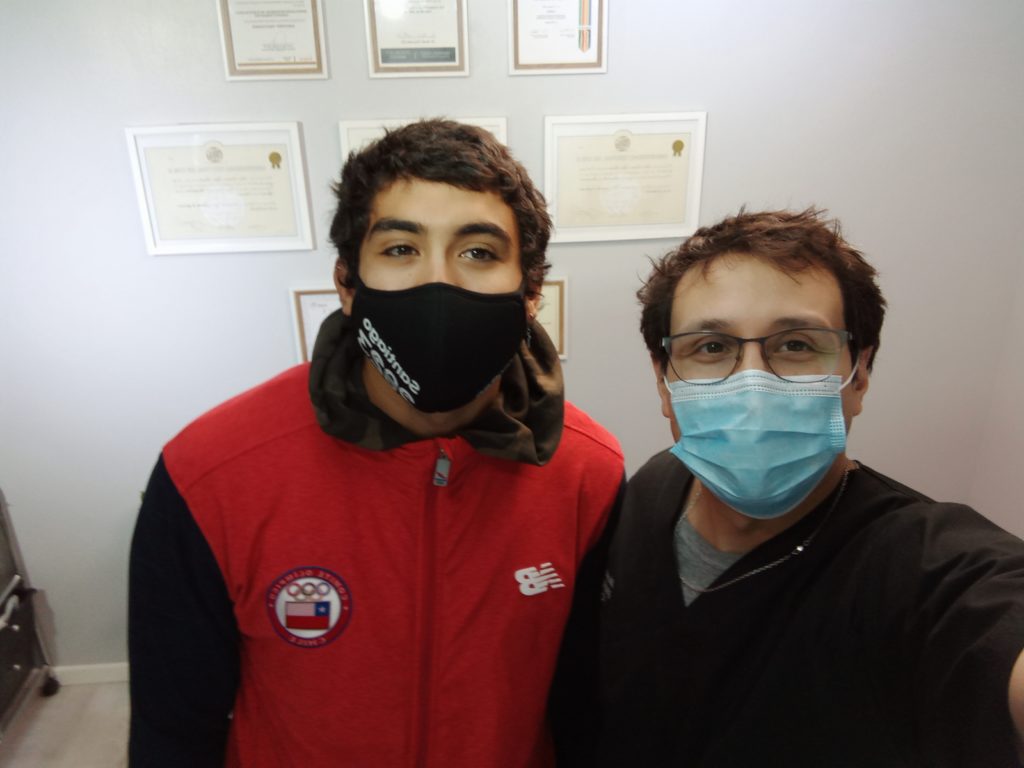 Vicente Droguett y Dr. Quiropráctico Hans Tapia Teuscher 02